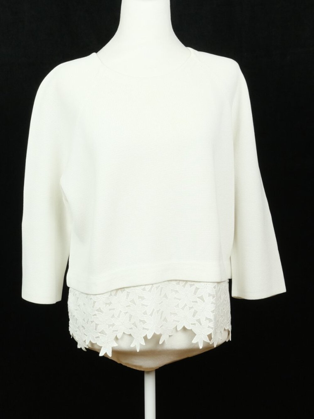 J. Crew Lace Hem Sweater White Size M Boho Casual Top - Picture 2 of 9